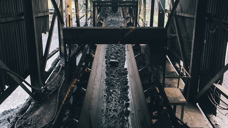 煤矿井下胶带输送机集控系统：现代化矿井胶带运输系统集中安全控制管理