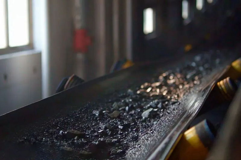 主煤流运输智能皮带集控系统：智慧管控，保障煤流平稳运输