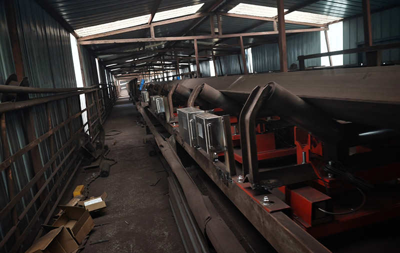 南阳汉冶特钢 高精度皮带秤+纠偏.jpg